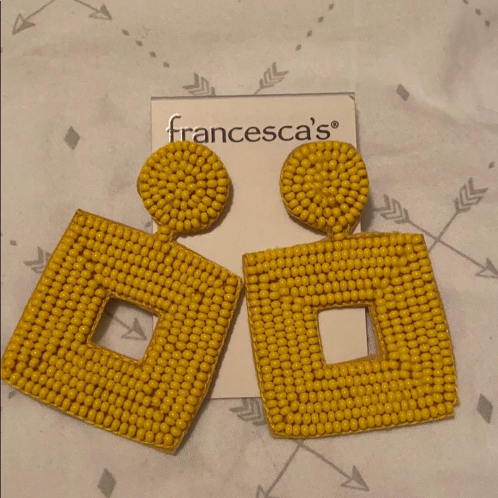 NWT Francescas Yellow beaded square earrings